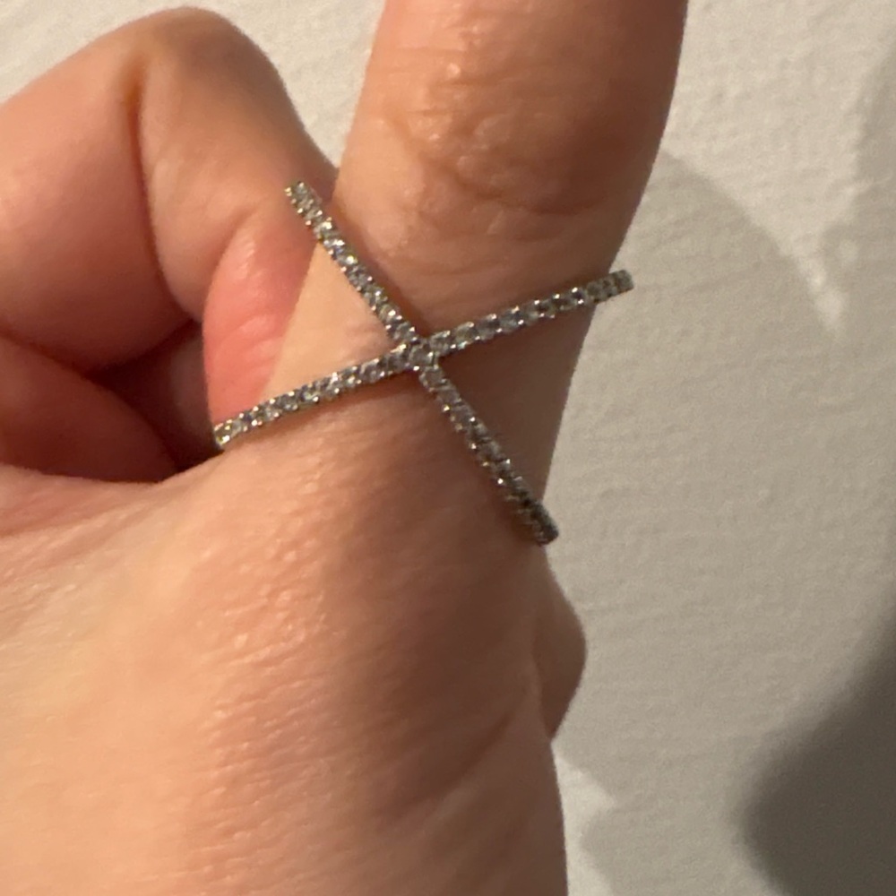 Source Unknown Silver X-Shape Ring